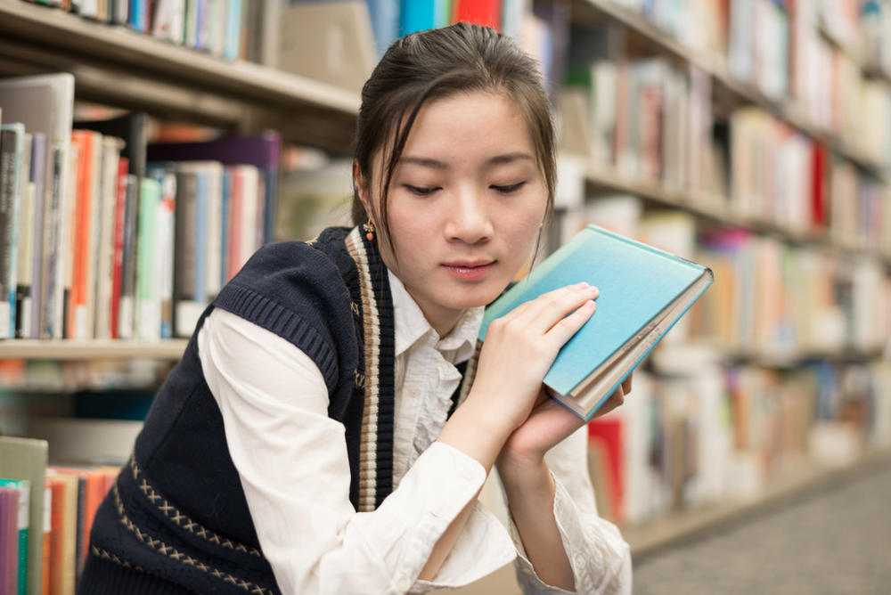 捷克留学交通与出行建议(捷克比较好的三所大学)
